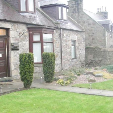 Beeches Guest House Dyce Exterior photo